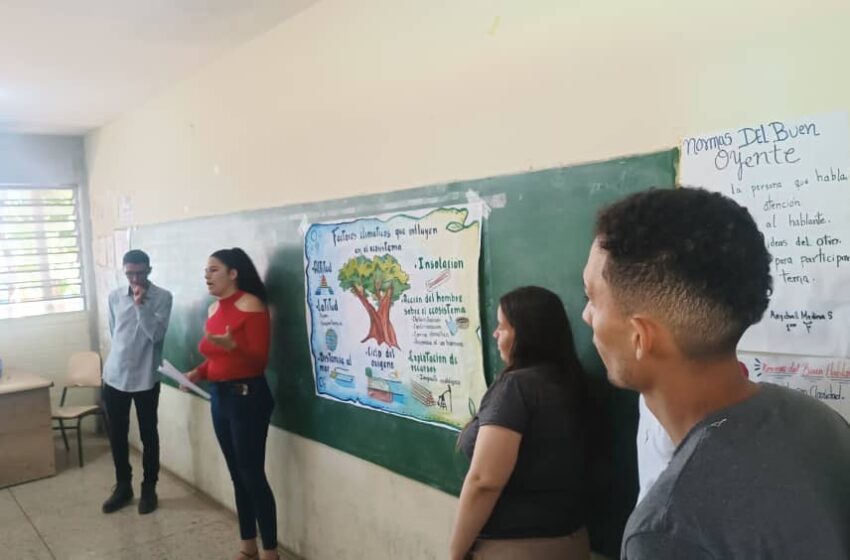 Estudiantes de Contaduría impulsan la educación ambiental en Lara