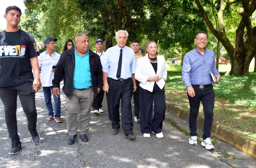  Rector Pedro Grima inspecciona jornada de limpieza y anuncia plan de mantenimiento continuo en la Unellez