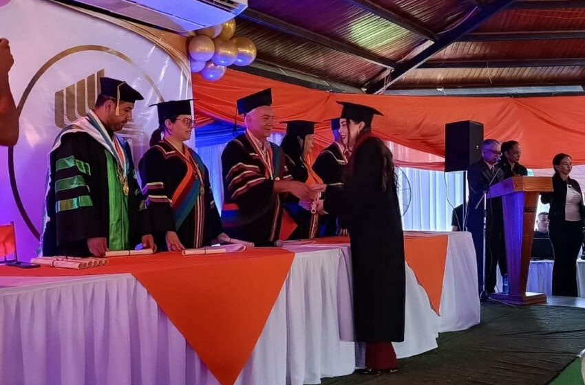 Unellez celebró actos de grado del período 2025-I en Santa Bárbara