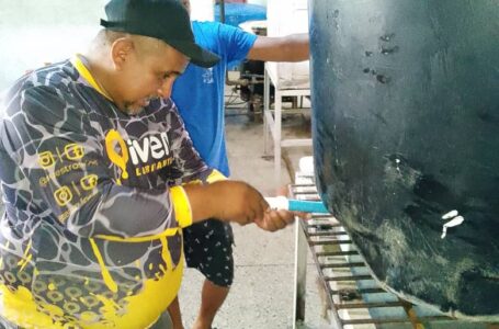 VPDR pone en funcionamiento tanque de agua y congelador para el Comedor Universitario