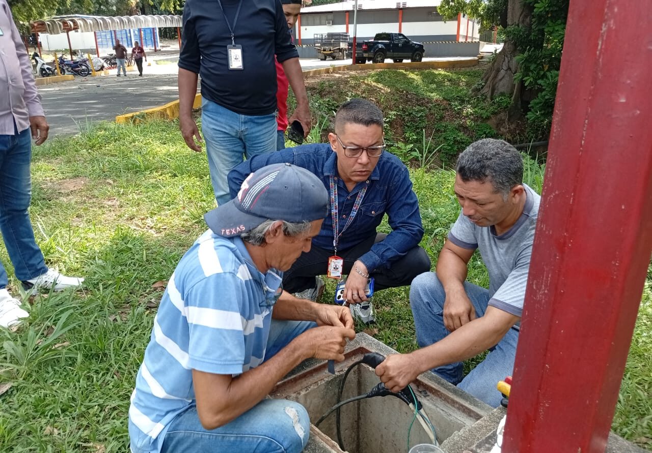 Avanza la segunda etapa del plan de alumbrado en la Unellez